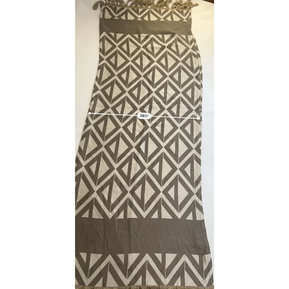 DIOR Oblique Scarf in Taupe/White